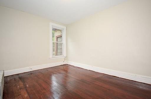 5th image of 92 South St