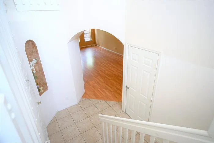 2 bed, 2.5 bath, 1290 sqft, $1,750 — Photo 3