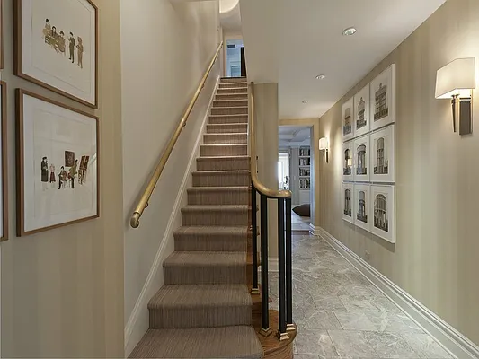 Sold by Sotheby's International Realty | media 22