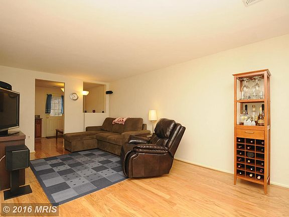 5th image of 31 Southall Ct
