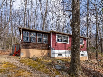 1401 David Ln, Effort, PA, 18330