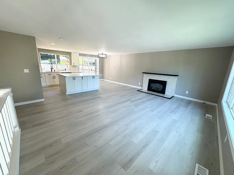 13440 90th Pl NE — Photo 3