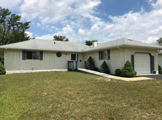 4 Barbuda St, Toms River, NJ 08757
