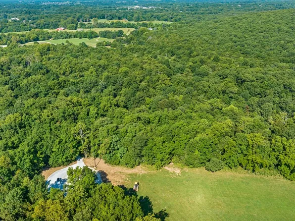 708 E Bowen Blvd #9, Fayetteville, AR 72703