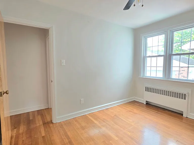 5 Imperial Dr — Photo 9