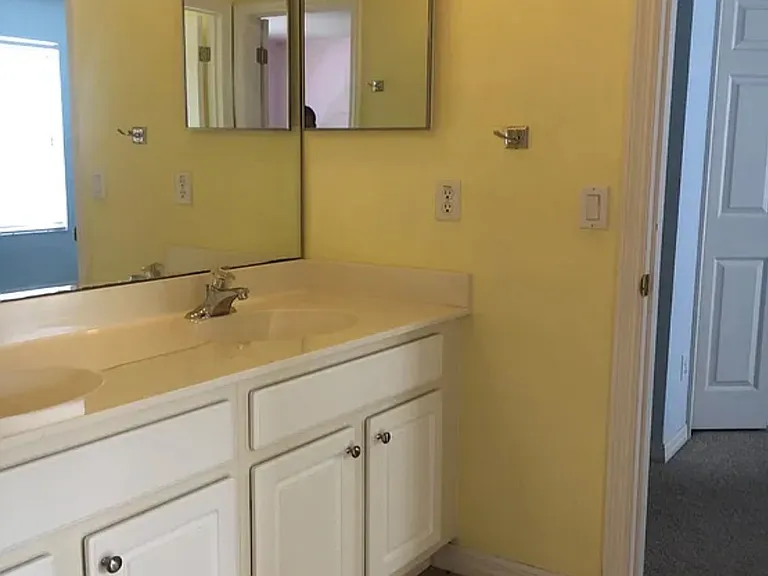 9805 Portofino Dr — Photo 10
