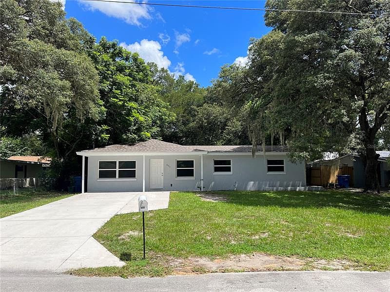 1st image of 885 W Lansdowne Ave