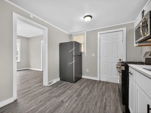 15340 Stout St, Detroit, MI 48223