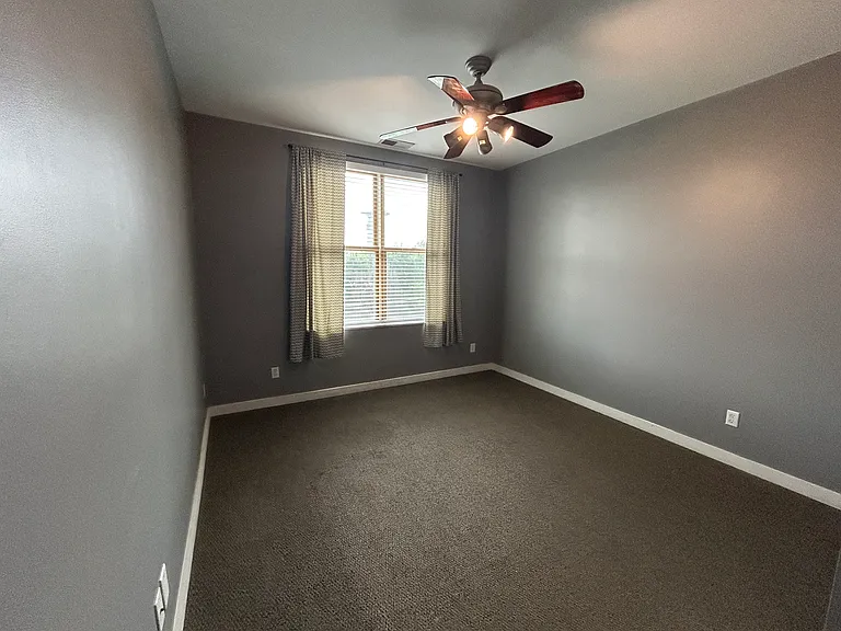 1609 Long St #303 — Photo 18
