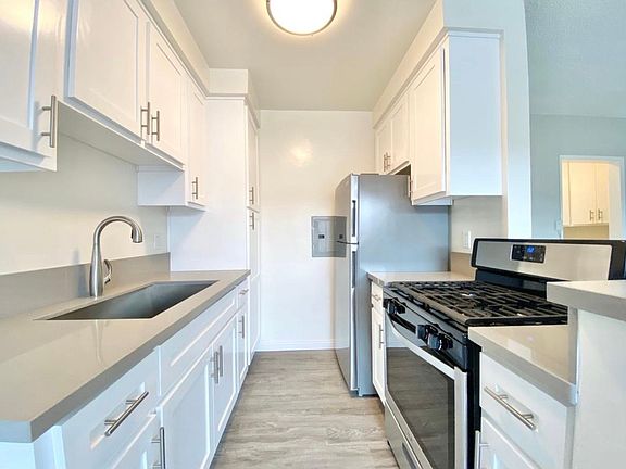 3rd image of 12770 Pacific Ave APT 2