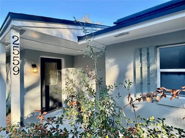 2559 W Lake Dr, Deland, FL 32724