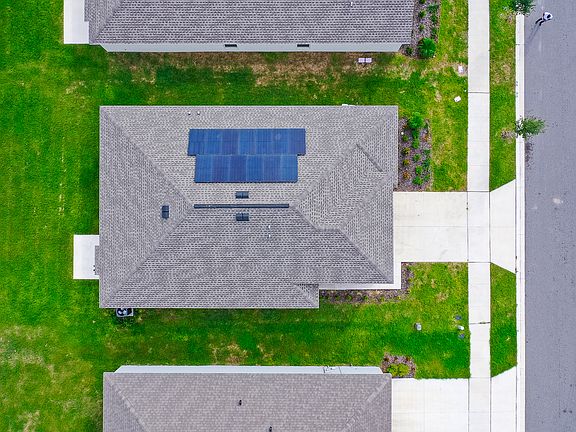 2nd image of 696 Silver Palm Dr