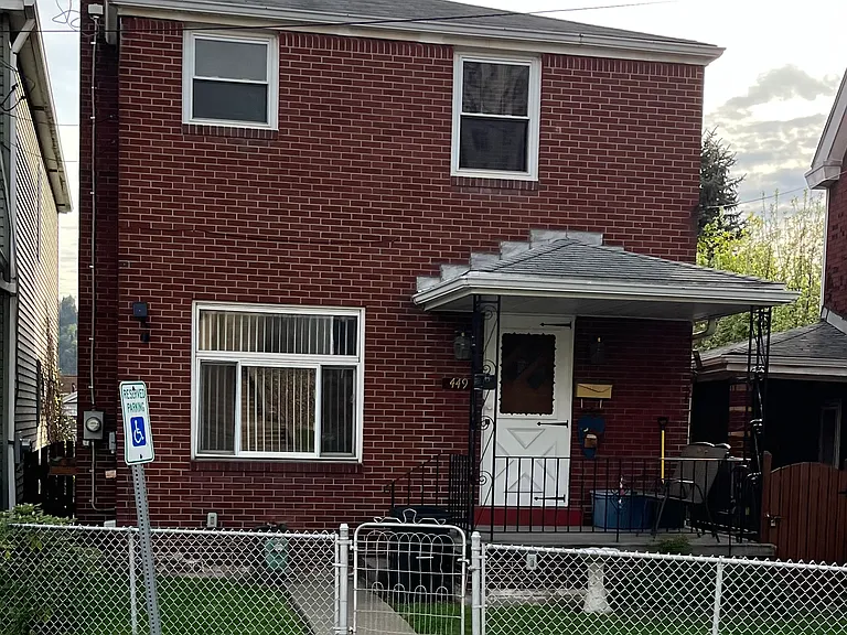 449 Duss Ave — Photo 2
