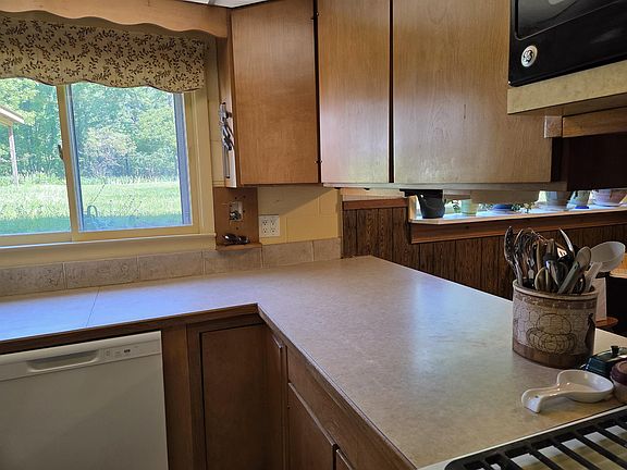 5th image of 2719 Parsons Ct