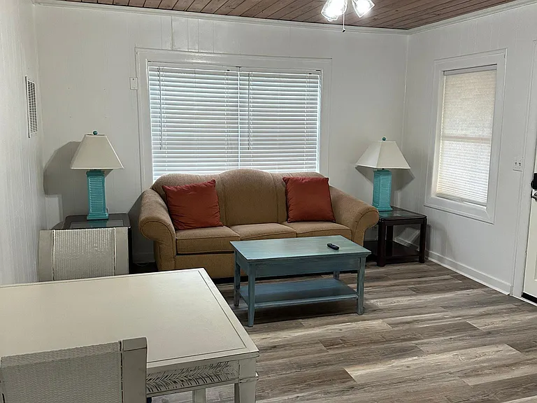 20312 Front Beach Rd #B — Photo 10