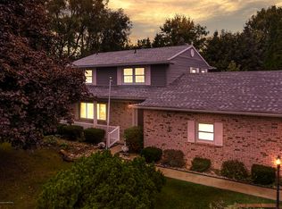 1197 Wild Cherry Dr, Williamston, MI 48895