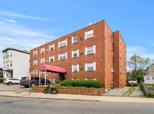 20 Hy Sil Ave, Chelsea, MA 02150