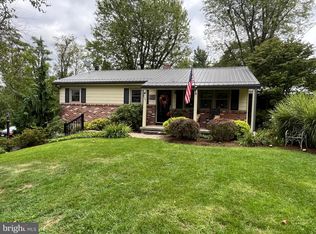 127 Noerr Ln, Lewistown, PA 17044