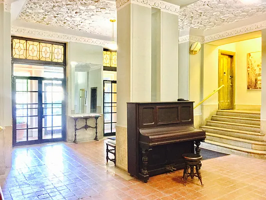 Rented by Matthew Gros-Werter, LREB  | media 39