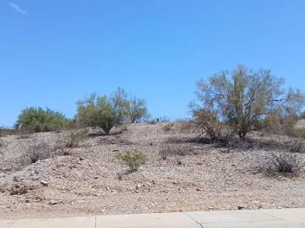 11321 S SAN ROBERTO Drive #10, Goodyear, AZ 85338