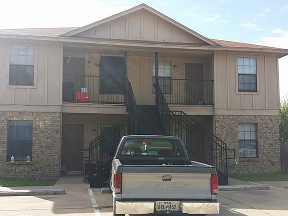 3rd image of 504 Kings Way Dr APT D