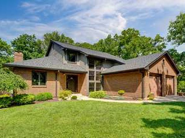 7698 Briargreen Ln