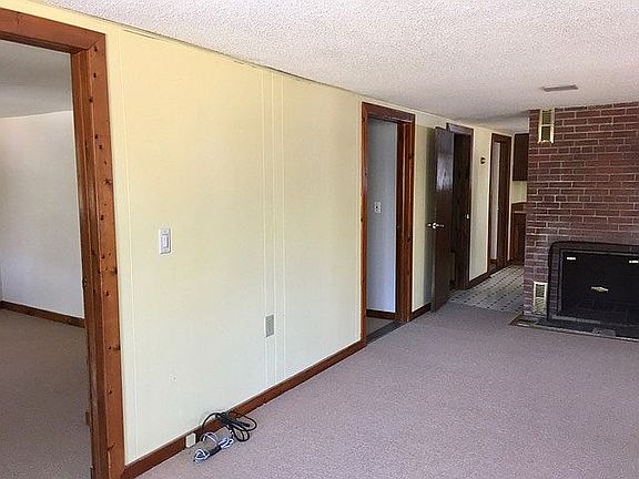 3 bedrooms off living room