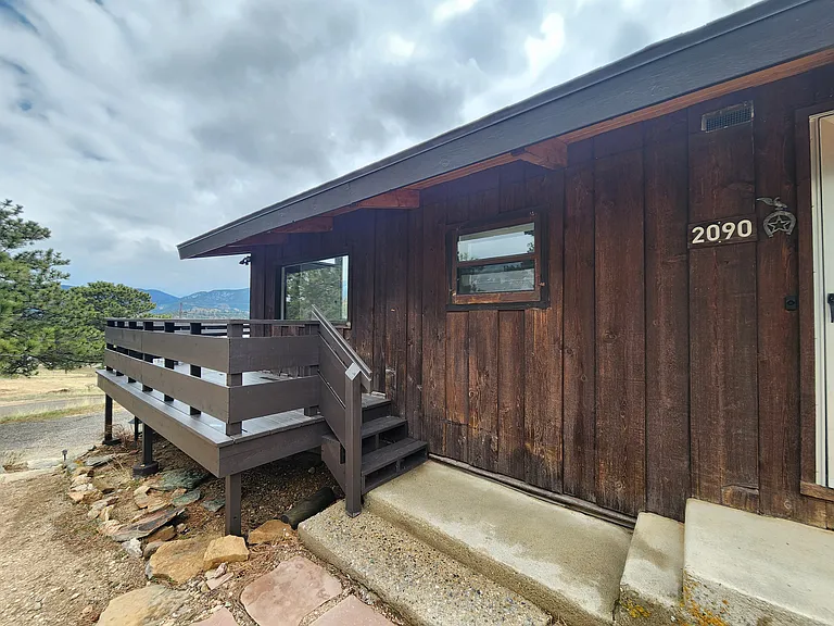 2090 Marys Lake Rd — Photo 3