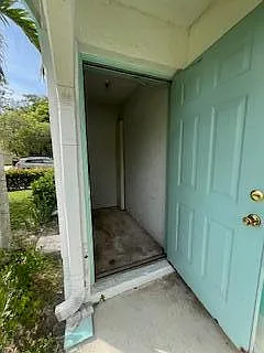 1646 Hawthorne Pl — Photo 20