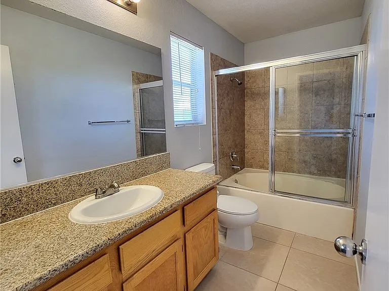 9404 Hershey Ln — Photo 12