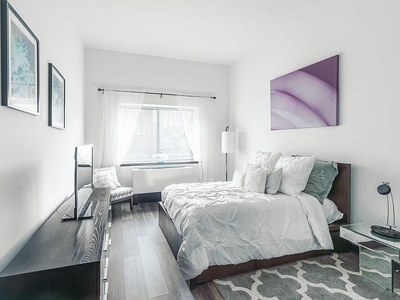 4th image of 15350 89th Ave APT 612