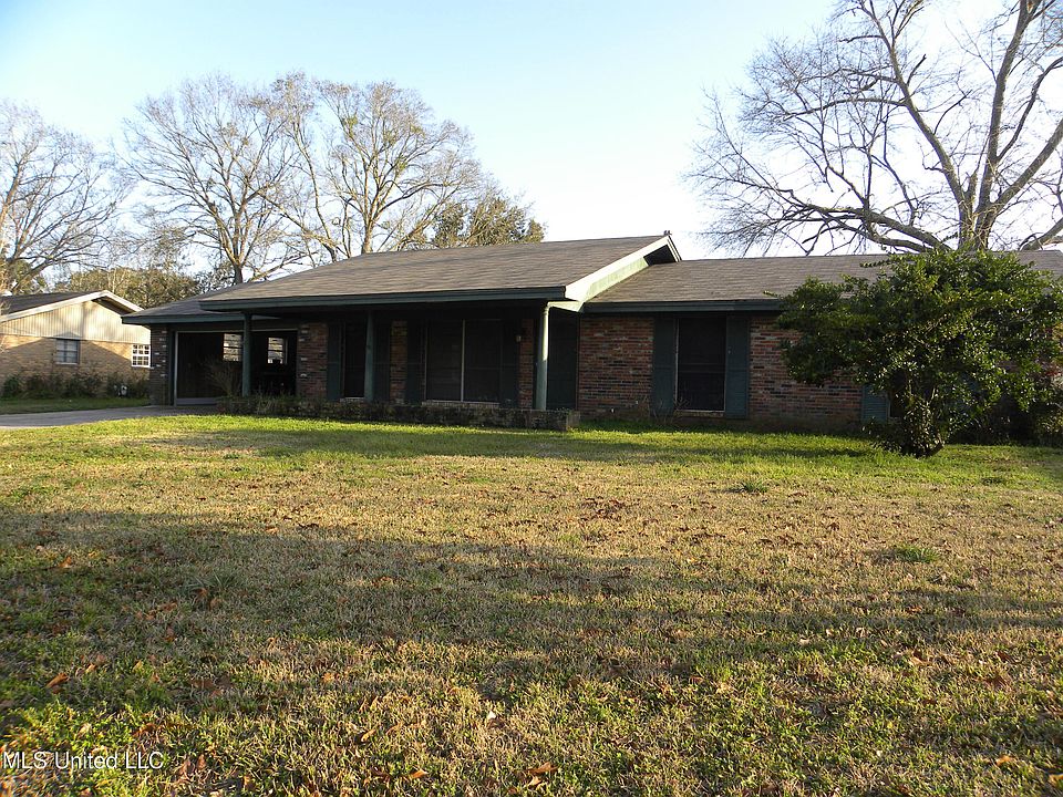 1st image of 2507 Parkway Rd