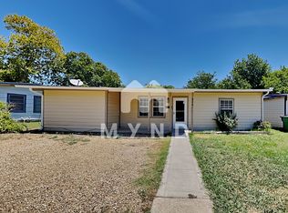604 Floyd St, Waxahachie, TX 75165