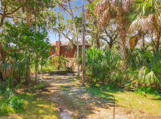 1380 S Estuary Dr, Crystal River, FL 34429