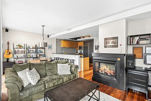 Sold by Compass | media 1