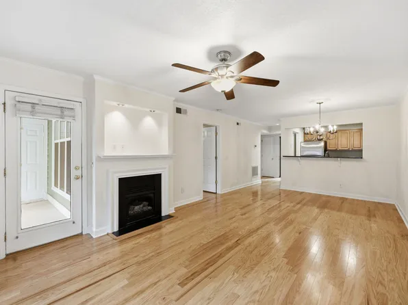 1021 Nicholwood Dr, Raleigh, NC 27605