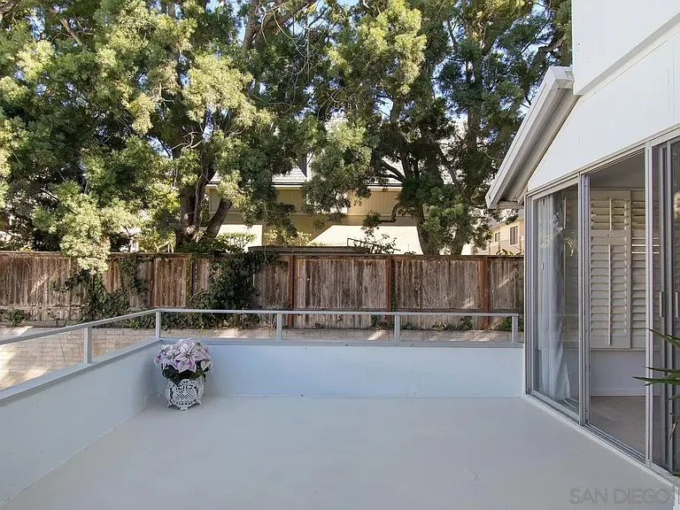 2368 Torrey Pines Rd #61 — Photo 24
