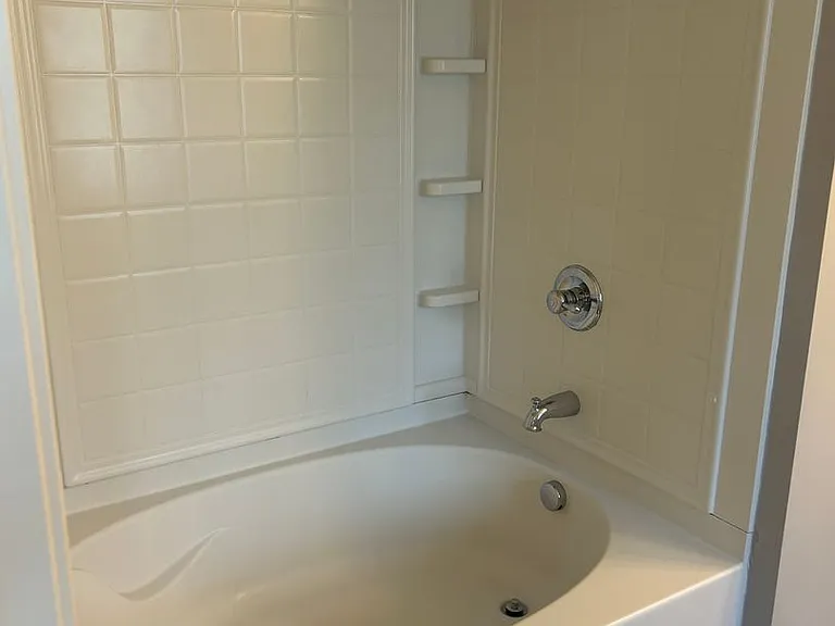200 Rivers Edge Cir — Photo 8