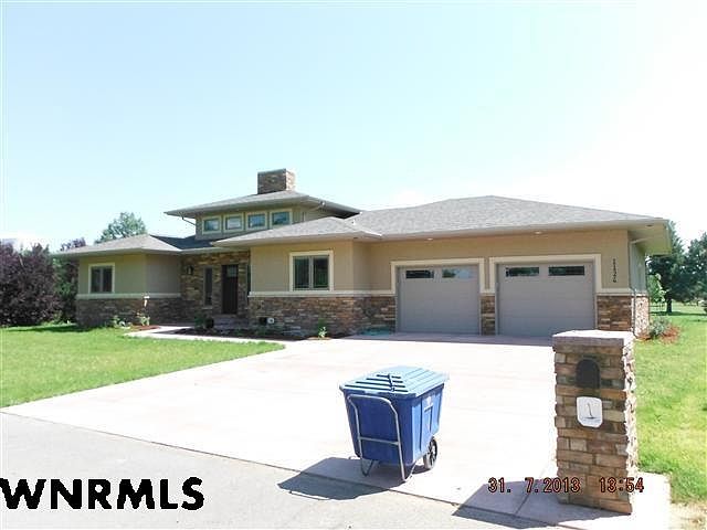 1st image of 1126 Peacock Dr