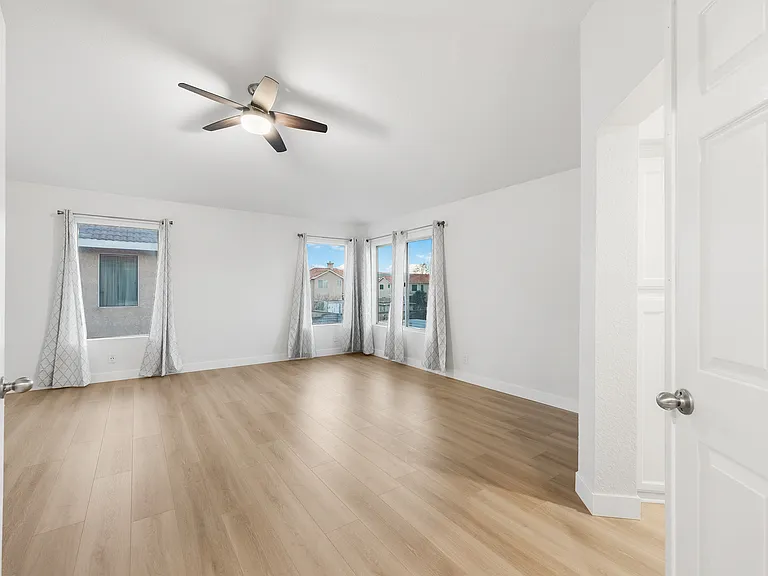 44351 Shad St — Photo 24