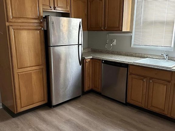 4th image of 9904 Harford Rd