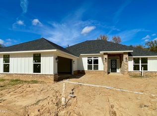 224 Farley Rd, Byhalia, MS 38611