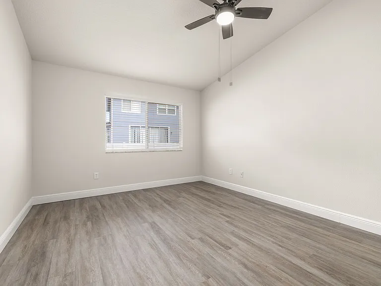 142 Mango Dr — Photo 22