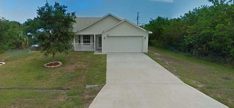 1st image of 2141 SW Algiers St