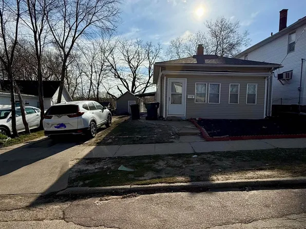 118 S Center St, Sioux City, IA 51103