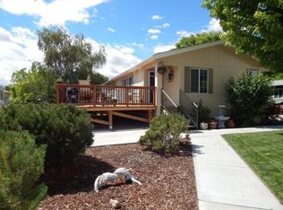 2320 Stone Cir, Bishop, CA 93514