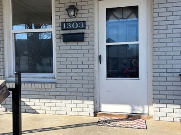 1303-1305 Marshall Ave #1303