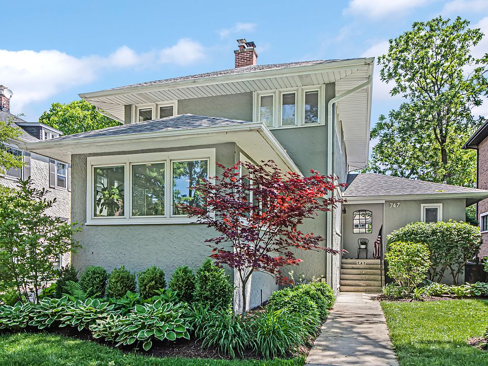 1st image of 747 Bonnie Brae Pl