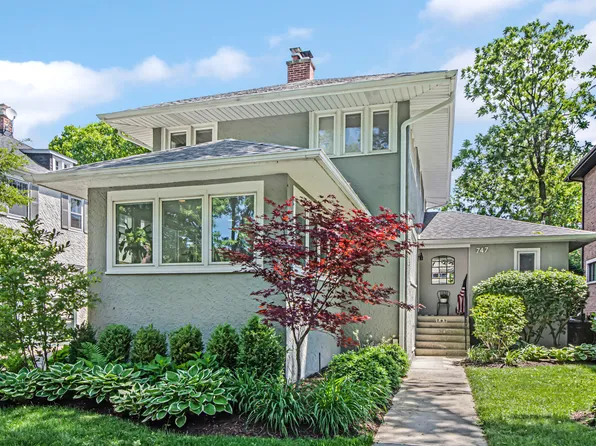 747 Bonnie Brae Pl, River Forest, IL 60305