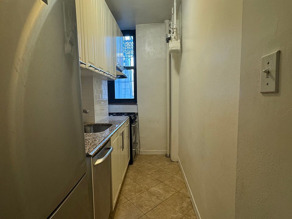 1st image of 510 W 110th St #4O